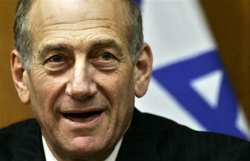 Ex-Israeli PM Olmert’s jail term cut, cleared of main charge
